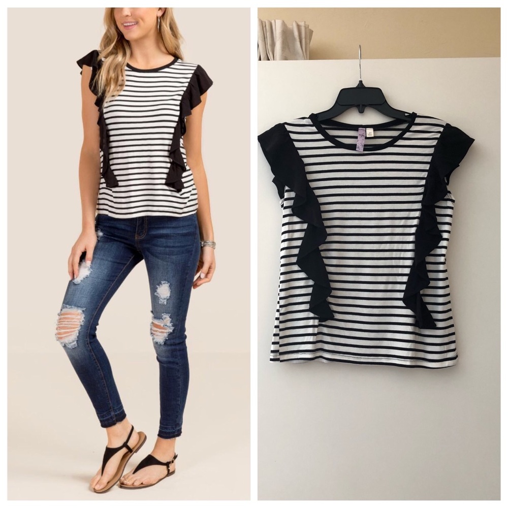 Alya- STRIPED RUFFLE KNIT TOP short sleeve top